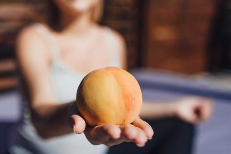 How to lose 5 kilograms in 4 days with peaches