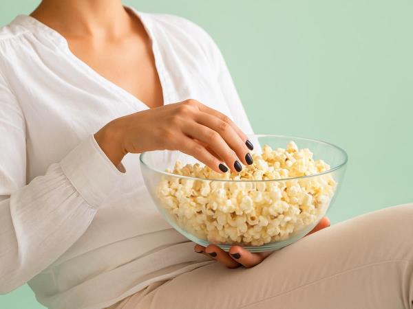 Changes you will feel if you eat popcorn every day