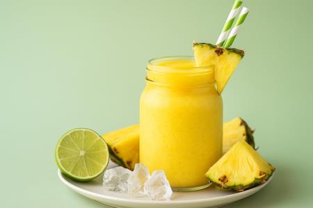 Here are the most important reasons why adding pineapple to lemonade is good