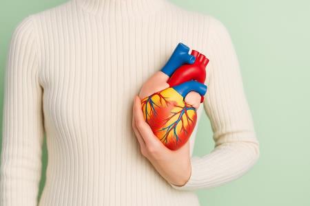 10 foods that naturally cleanse and strengthen your blood vessels