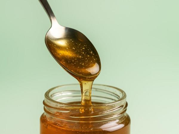 How much honey can we eat per day?