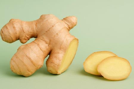 Medicinal ginger with a spoon