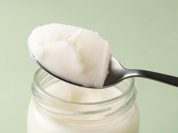 With fats to a flat stomach and excellent health