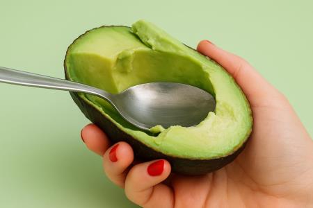 7 reasons to eat avocado