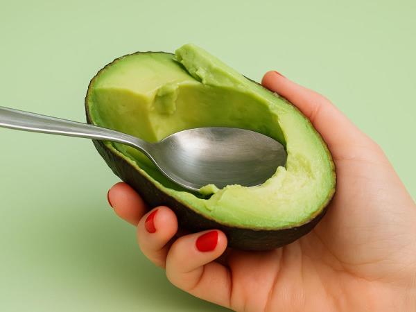 7 reasons to eat avocado