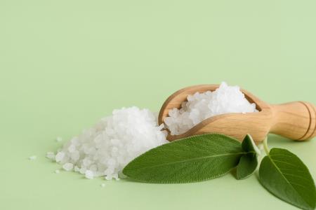 4 signs you are consuming too much salt