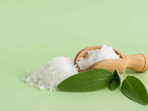 4 signs you are consuming too much salt