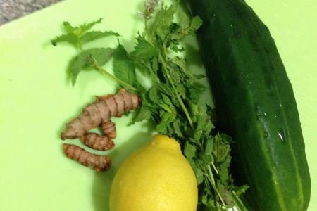 The miraculous juice of cucumber and ginger