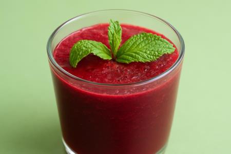 Three ingredients, one habit: why do so many people swear by carrot, beetroot, and apple juice?