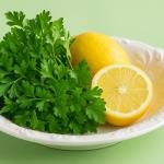 When your body fills up with toxins after picnics, it’s soothed by a single glass: a recipe with lemon, grapefruit, and parsley