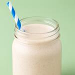 Three ingredients, one smoothie: apple, yogurt, and lemon as allies in weight loss