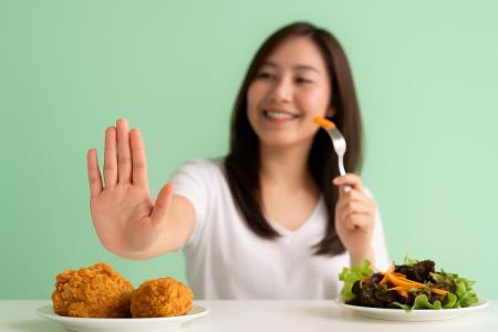 When Nutrition Experts Won't Touch Their Own Plate: The Foods They Quietly Skip
