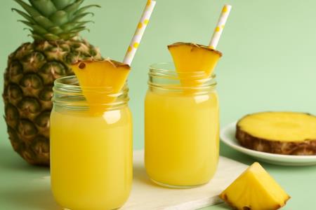 The Secret of Tropical Juice: The Enzyme in Pineapple Your Body May Be Missing