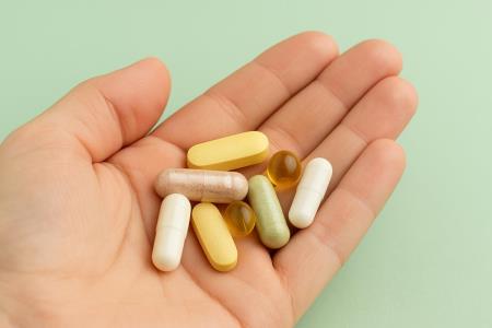 Supplements That Can Be Risky: Avoid These Three Combinations with Medication