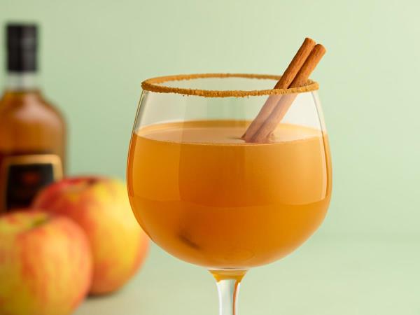 Four Ingredients Every Kitchen Already Has: The Morning Drink Healthy-Living Fans Swear By