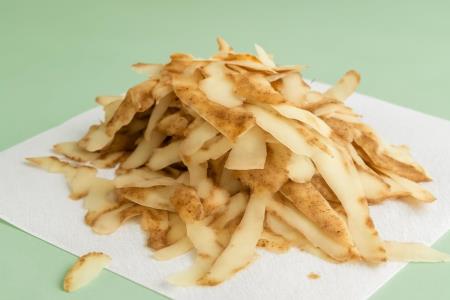 Potato Peels: 4 Folk Remedies You Should Know About