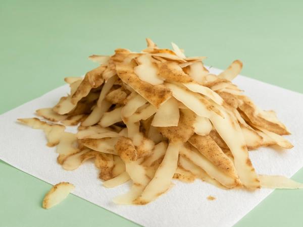 Potato Peels: 4 Folk Remedies You Should Know About