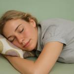 Wake Up Leaner: Why Your Bed May Be a Stronger Ally Against Weight Gain and Blood Sugar Problems Than You Think