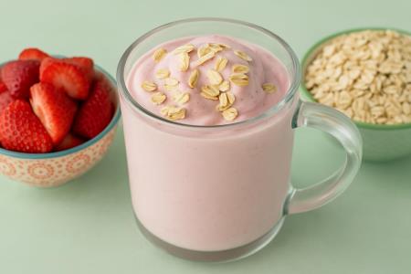 Five Ingredients, One Glass: A Smoothie That Cares for Your Heart and Your Gut at the Same Time